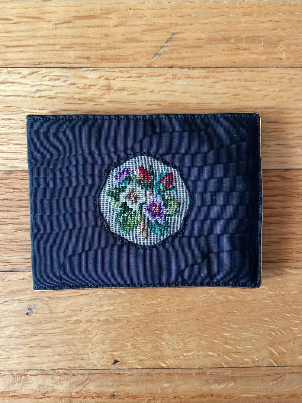 Embroidered Floral Navy Card & Key Holder